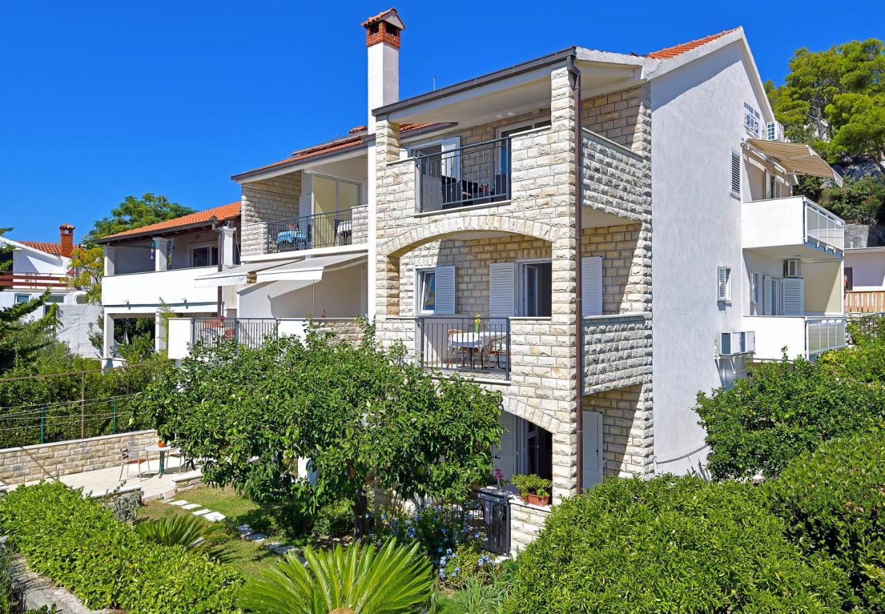 Apartments Tamara Хвар Екстериор снимка