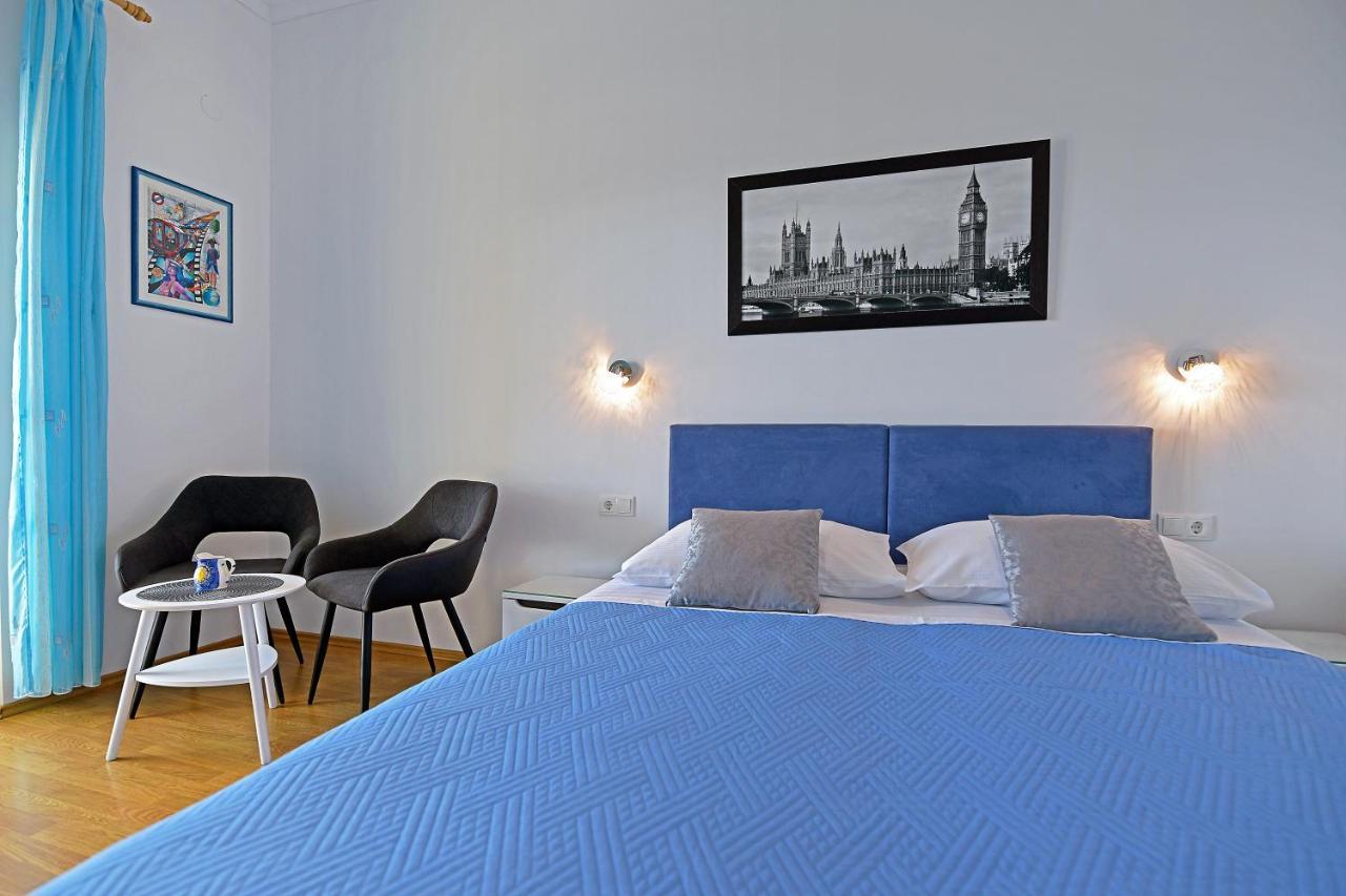Apartments Tamara Хвар Екстериор снимка
