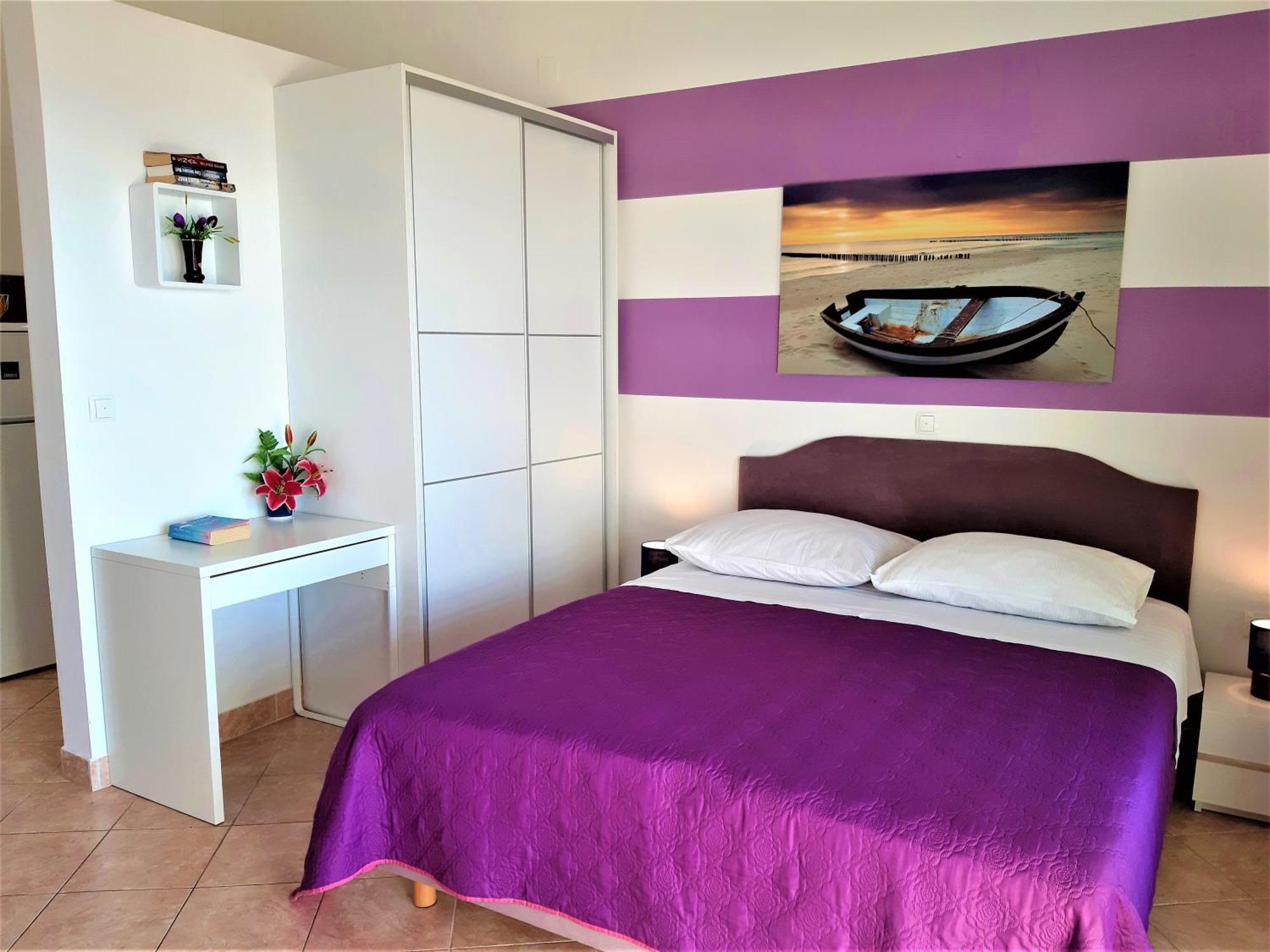 Apartments Tamara Хвар Стая снимка