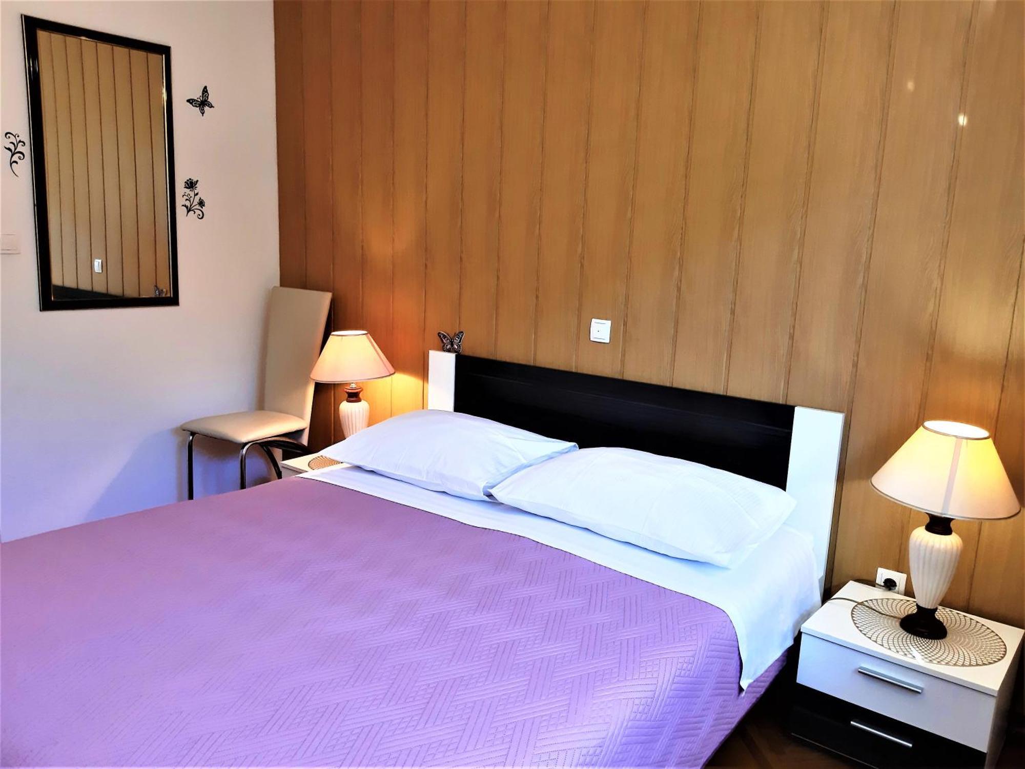 Apartments Tamara Хвар Стая снимка