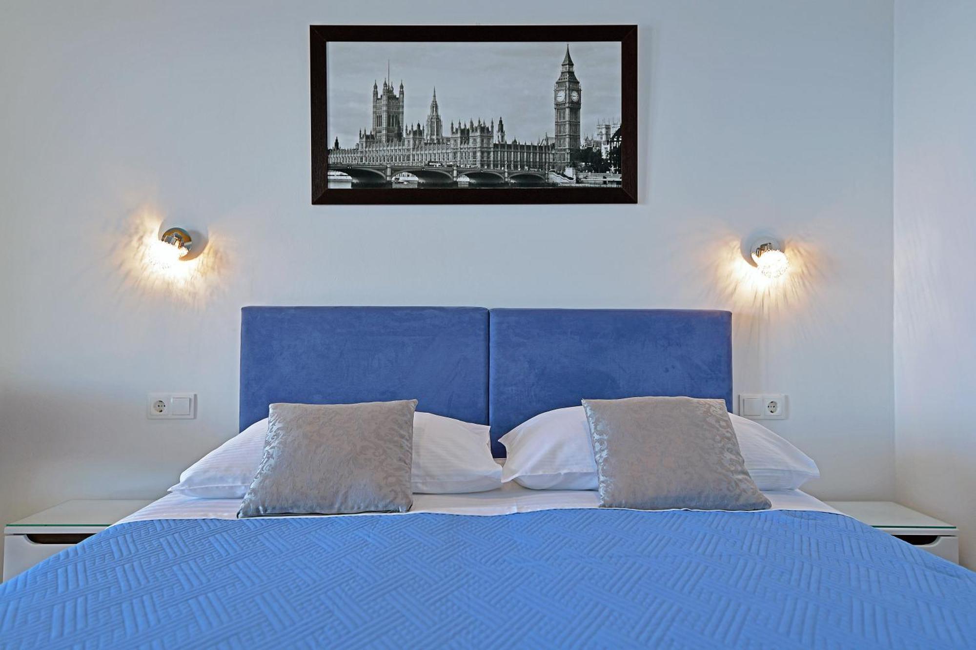 Apartments Tamara Хвар Стая снимка