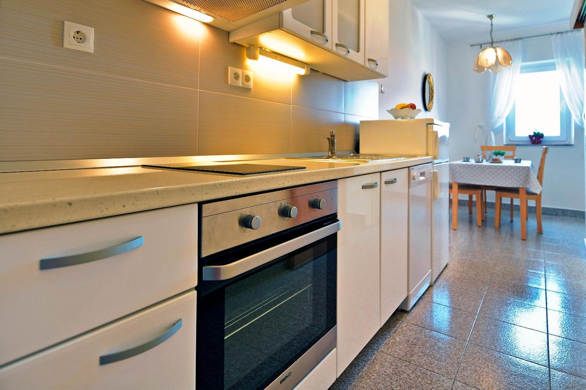 Apartments Tamara Хвар Стая снимка